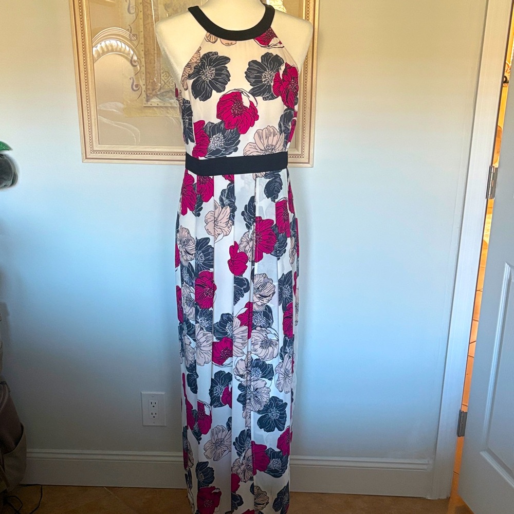 Ann Taylor Floral Halter Maxi Dress - Black, Pink, White
6P